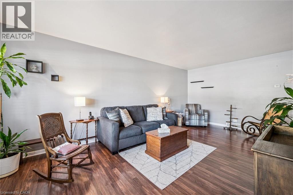 207 Laurentian Drive, Kitchener, Ontario  N2E 2G5 - Photo 7 - 40779984