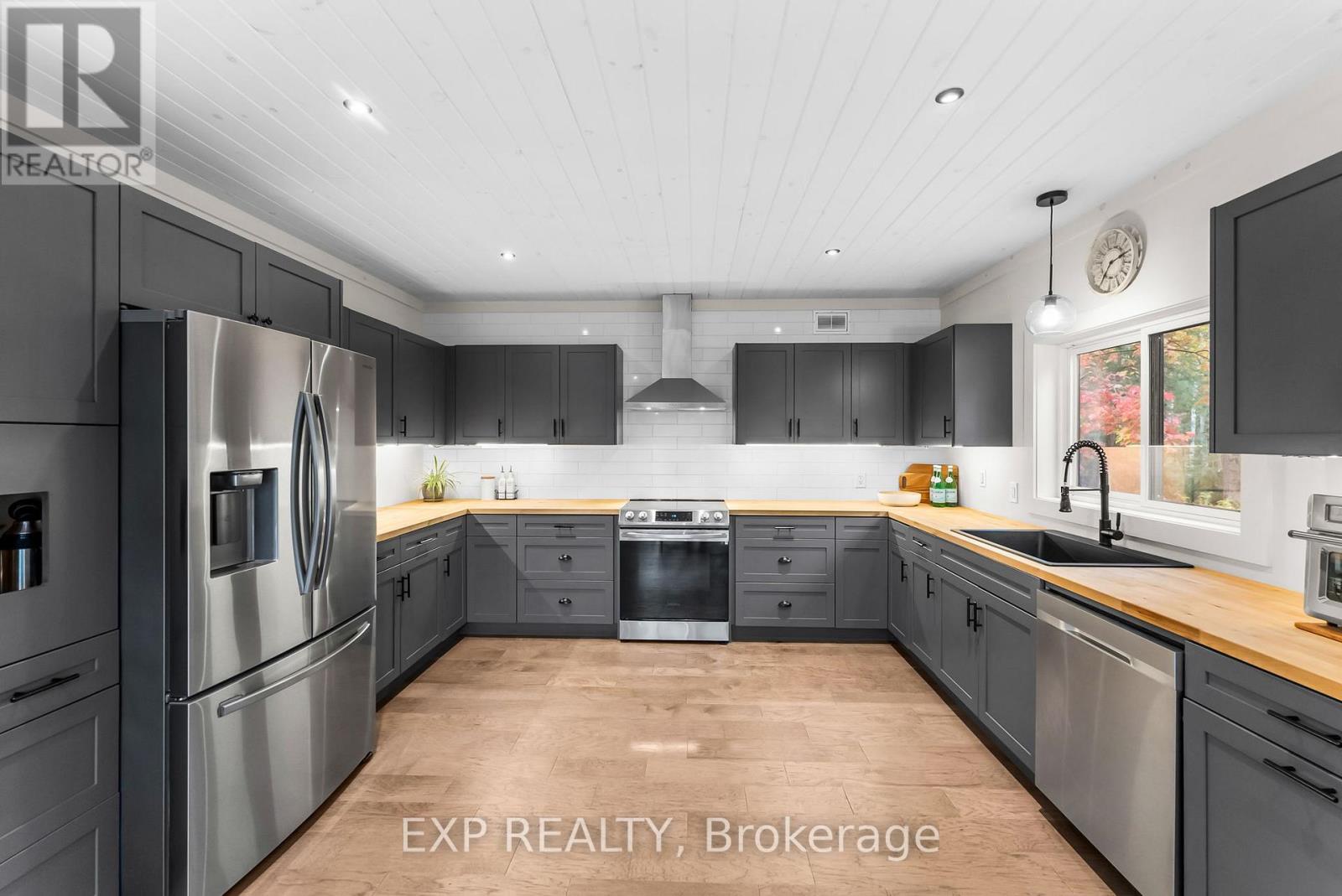 1698 Reay Road, Bracebridge, Ontario  P1P 1R3 - Photo 11 - X12471148