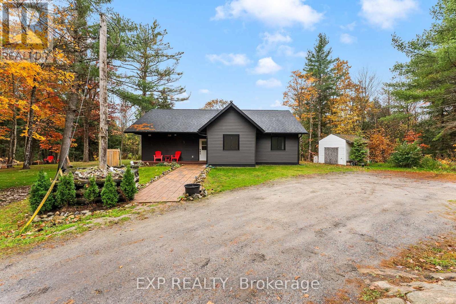 1698 Reay Road, Bracebridge, Ontario  P1P 1R3 - Photo 3 - X12471148