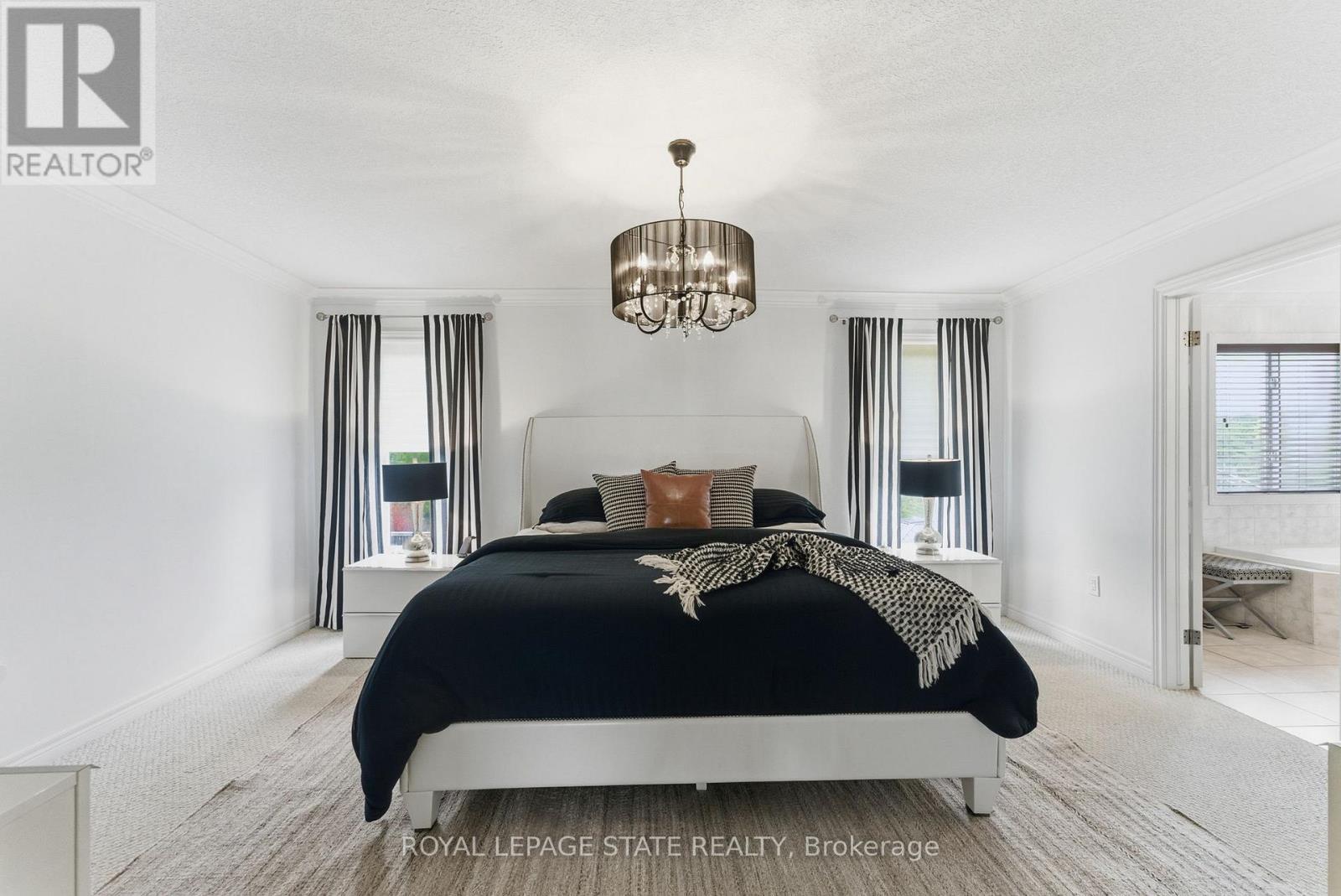 198 Springvalley Crescent, Hamilton, Ontario  L9C 0B4 - Photo 19 - X12471178