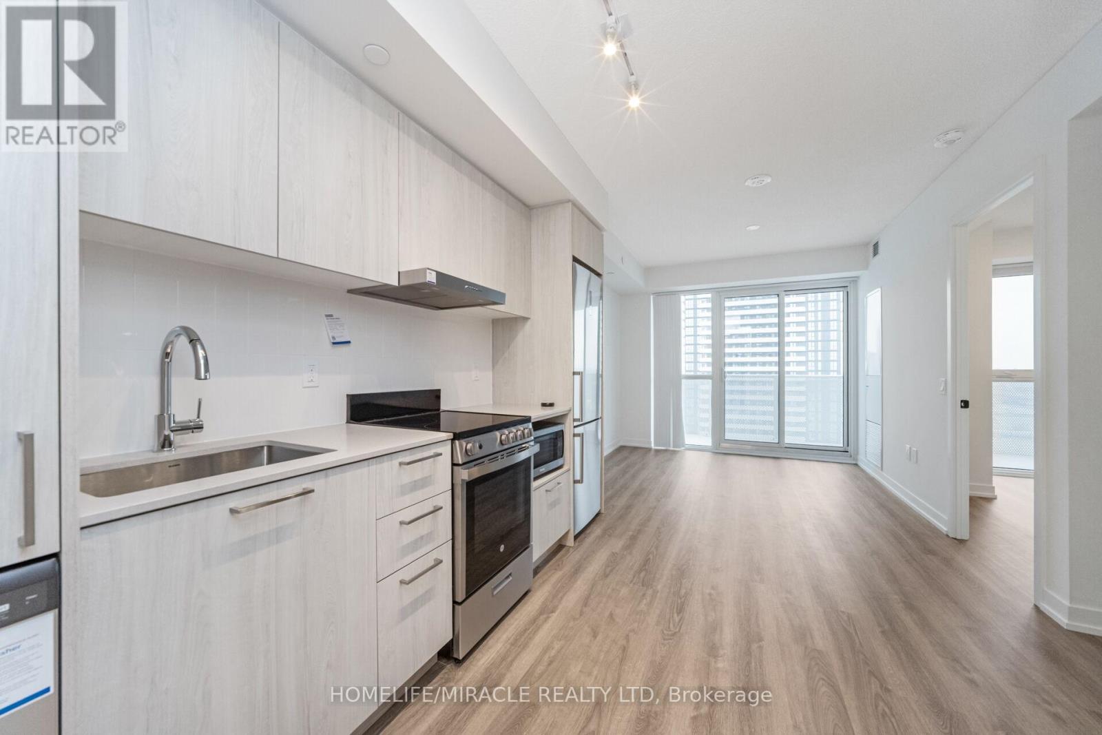 3717 - 195 Commerce Street, Vaughan, Ontario  L4K 0P9 - Photo 7 - N12471156