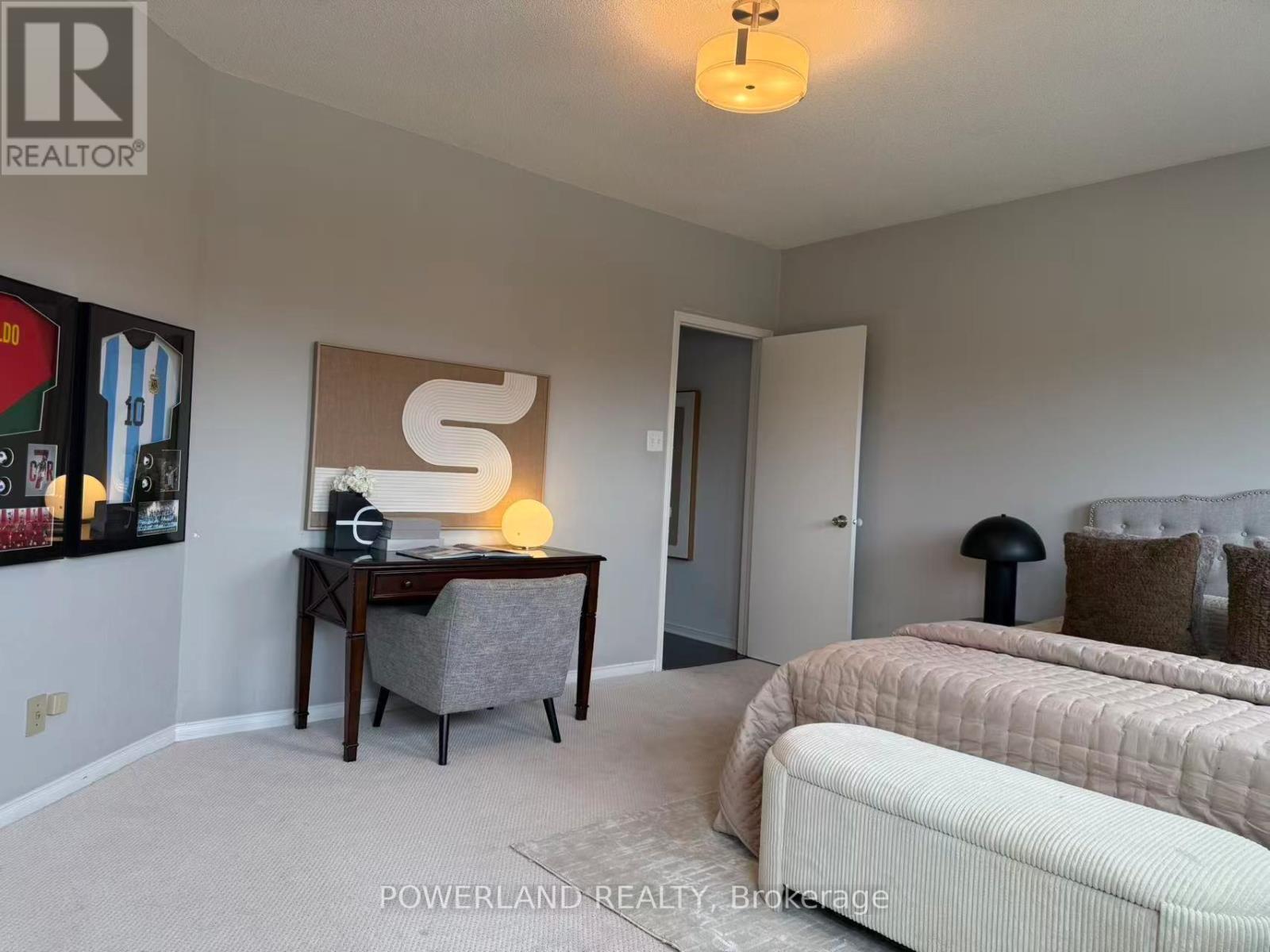 270 Bernard Avenue, Richmond Hill, Ontario  L4S 1E1 - Photo 29 - N12471155