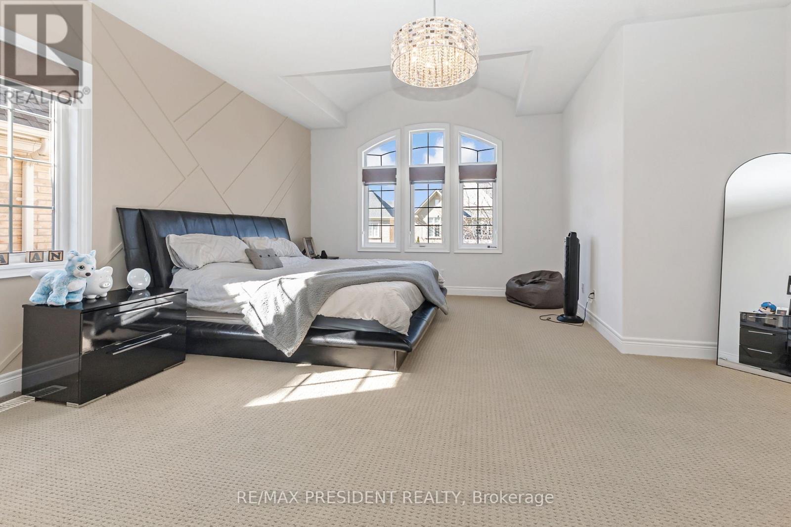5 Sea Cliff Crescent, Brampton, Ontario  L6T 0G4 - Photo 41 - W12471014