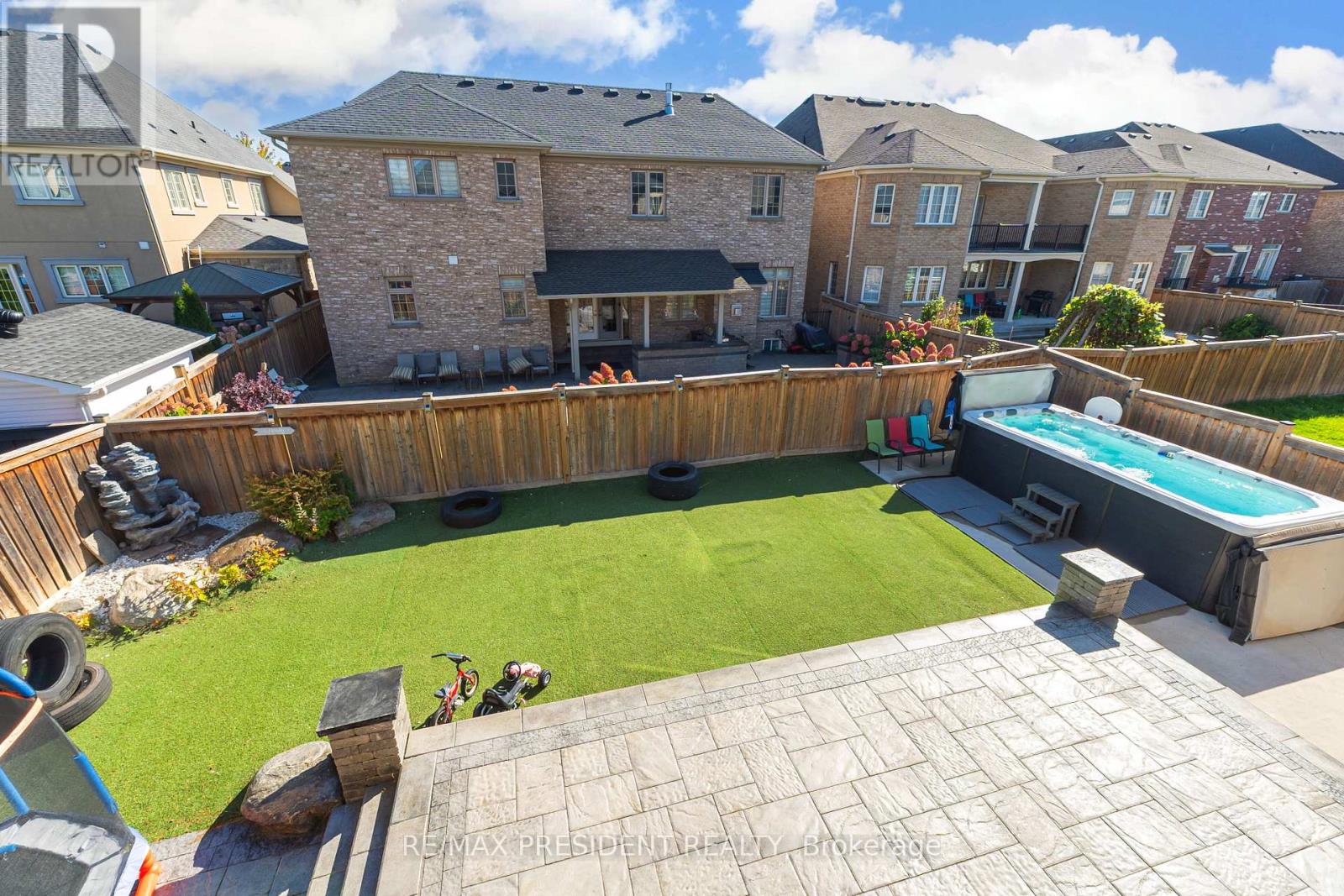 5 Sea Cliff Crescent, Brampton, Ontario  L6T 0G4 - Photo 45 - W12471014