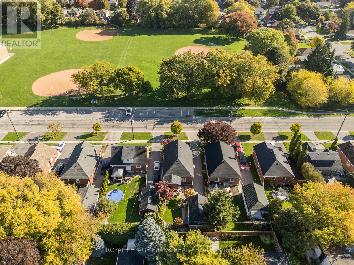 234 Central Park Boulevard S, Oshawa (Central), Ontario  L1H 5W8 - Photo 2 - E12471374