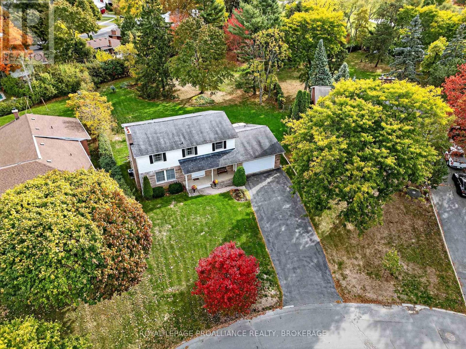 259 Fairway Hill Crescent, Kingston (Central City West), Ontario  K7M 2B5 - Photo 46 - X12471342