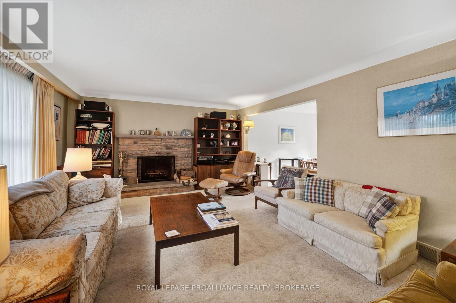 259 Fairway Hill Crescent, Kingston (Central City West), Ontario  K7M 2B5 - Photo 8 - X12471342
