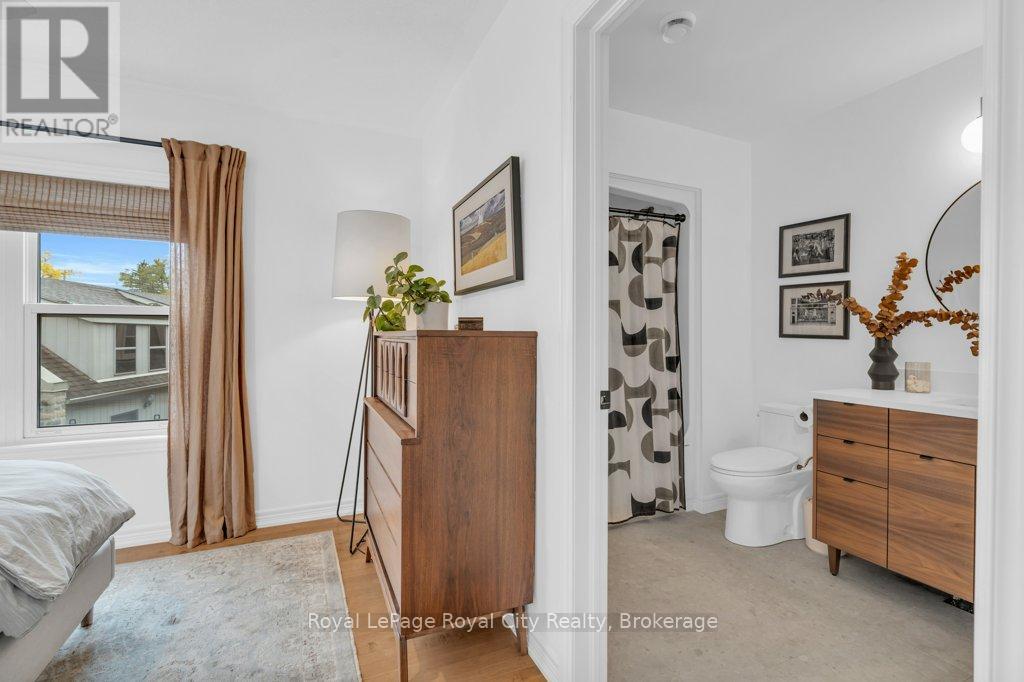 68a Cardigan Street, Guelph, Ontario  N1H 0A4 - Photo 33 - X12471351
