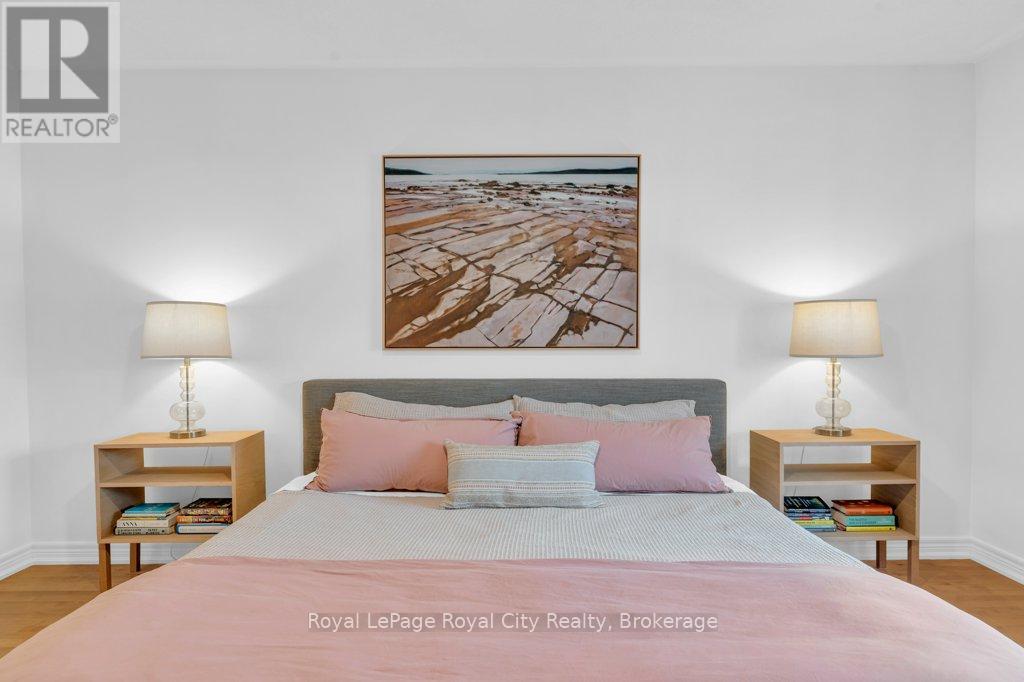 68a Cardigan Street, Guelph, Ontario  N1H 0A4 - Photo 40 - X12471351
