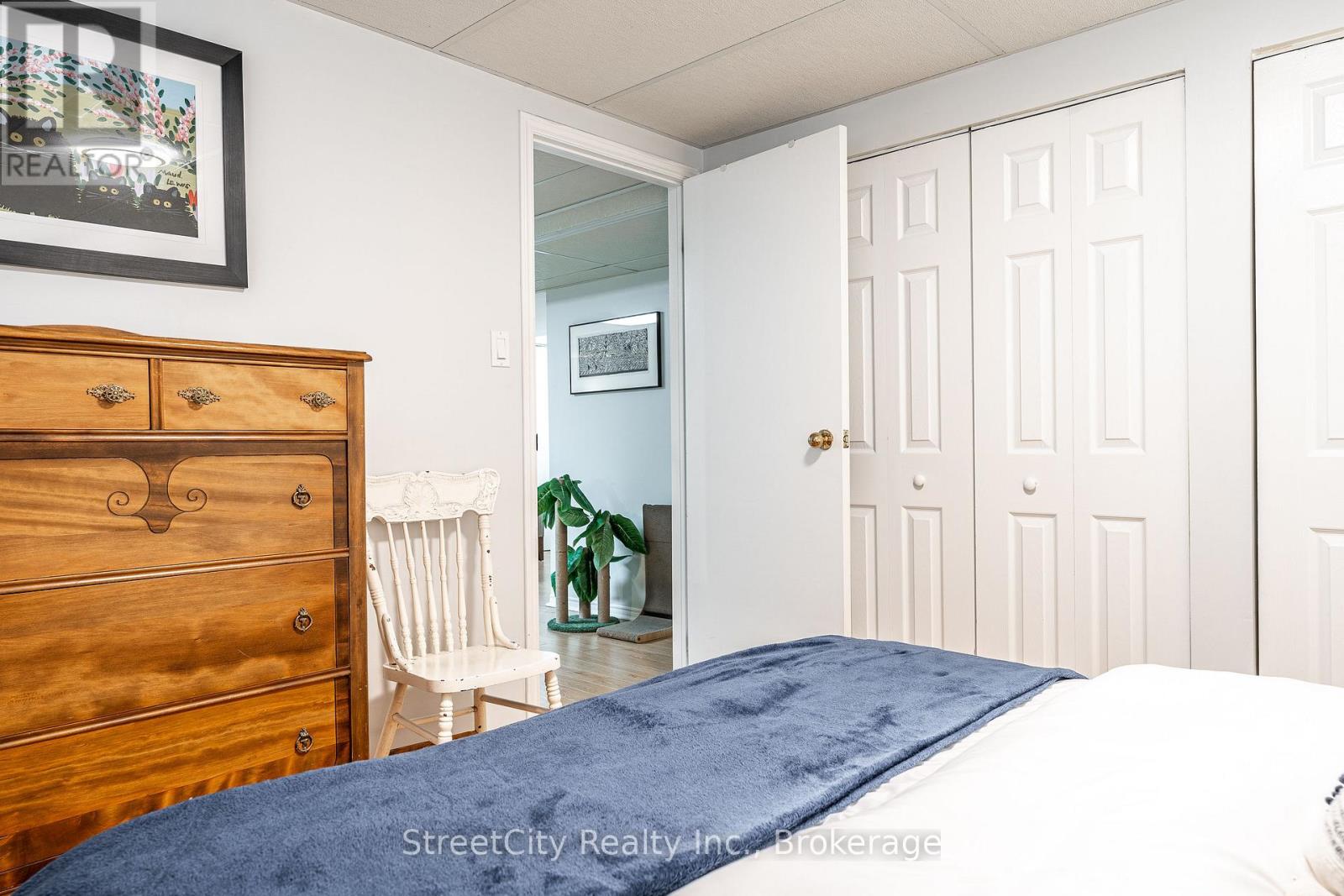 525 Albert Street, Stratford, Ontario  N5A 3L6 - Photo 32 - X12471400