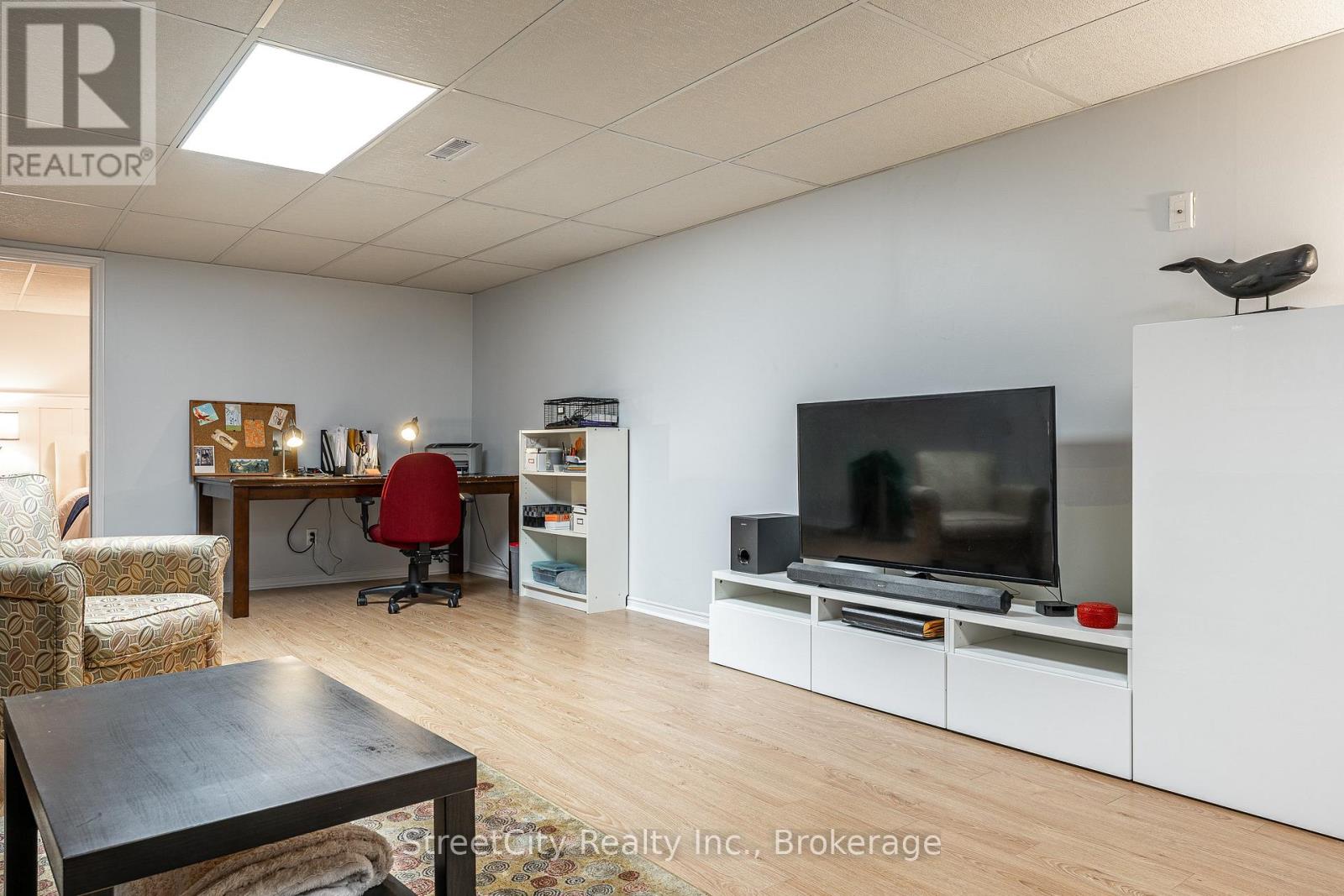 525 Albert Street, Stratford, Ontario  N5A 3L6 - Photo 36 - X12471400
