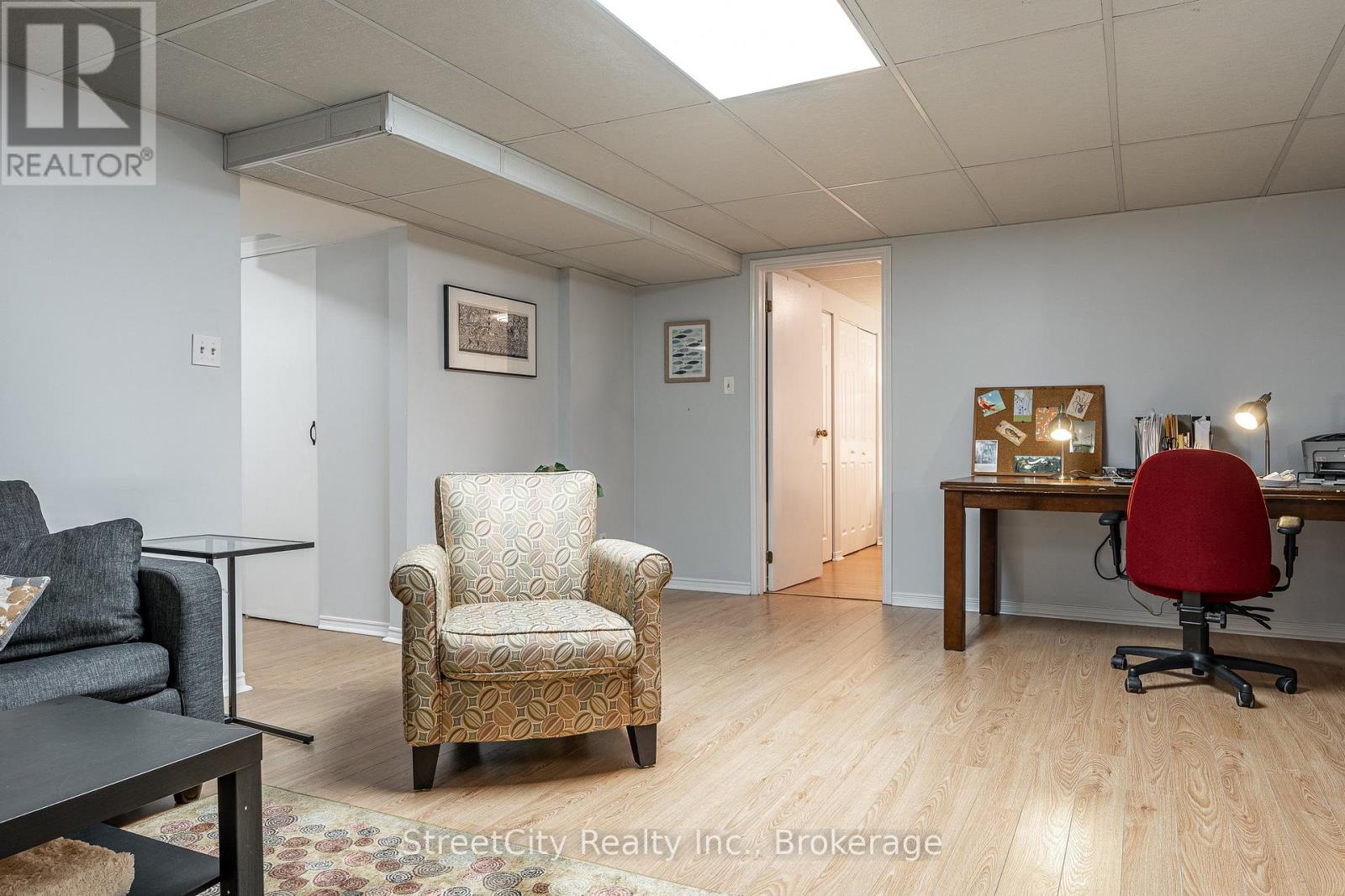 525 Albert Street, Stratford, Ontario  N5A 3L6 - Photo 37 - X12471400
