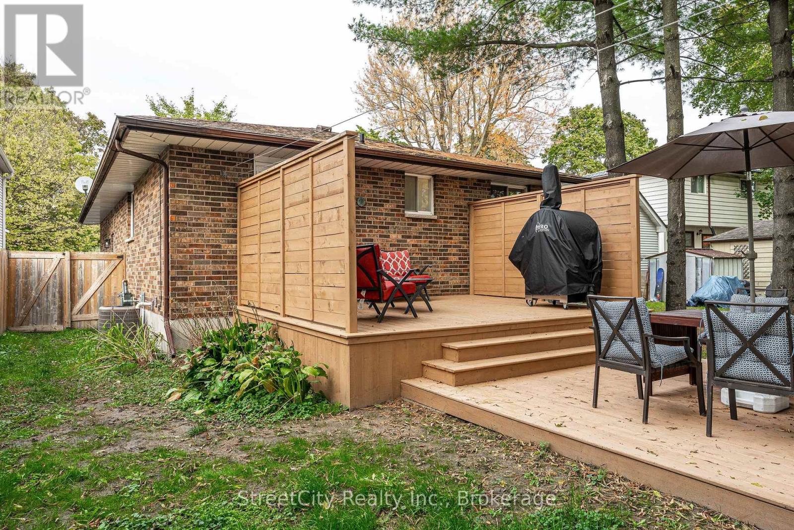525 Albert Street, Stratford, Ontario  N5A 3L6 - Photo 43 - X12471400