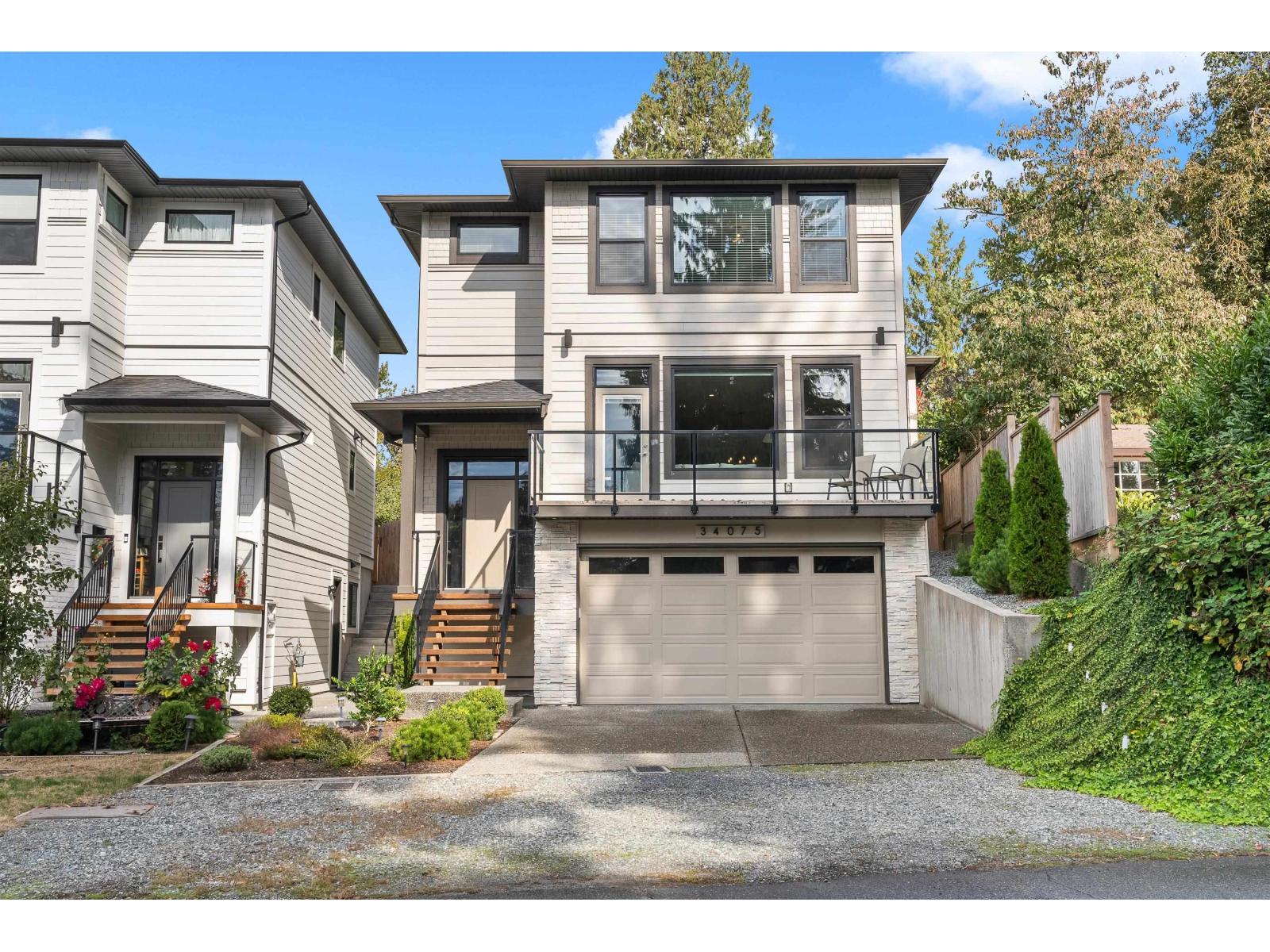 34075 WOODBINE STREET, Abbotsford, British Columbia