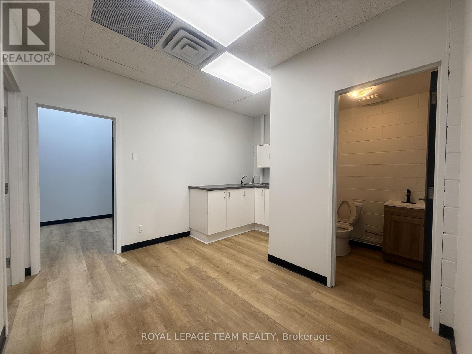116 - 2700 Lancaster Road, Ottawa, Ontario  K1B 4T7 - Photo 12 - X12471387