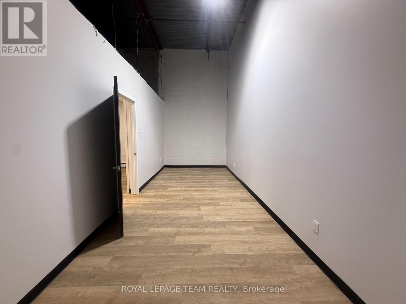 116 - 2700 Lancaster Road, Ottawa, Ontario  K1B 4T7 - Photo 14 - X12471387