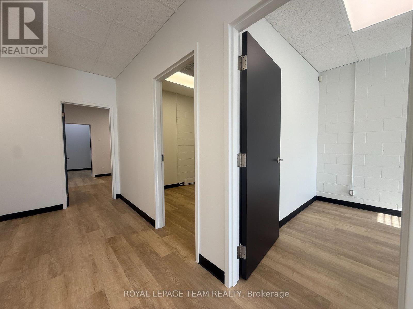 116 - 2700 Lancaster Road, Ottawa, Ontario  K1B 4T7 - Photo 7 - X12471387