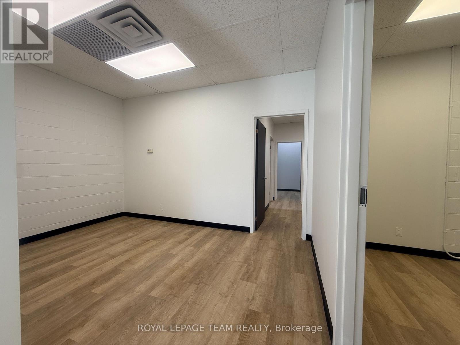 116 - 2700 Lancaster Road, Ottawa, Ontario  K1B 4T7 - Photo 8 - X12471387