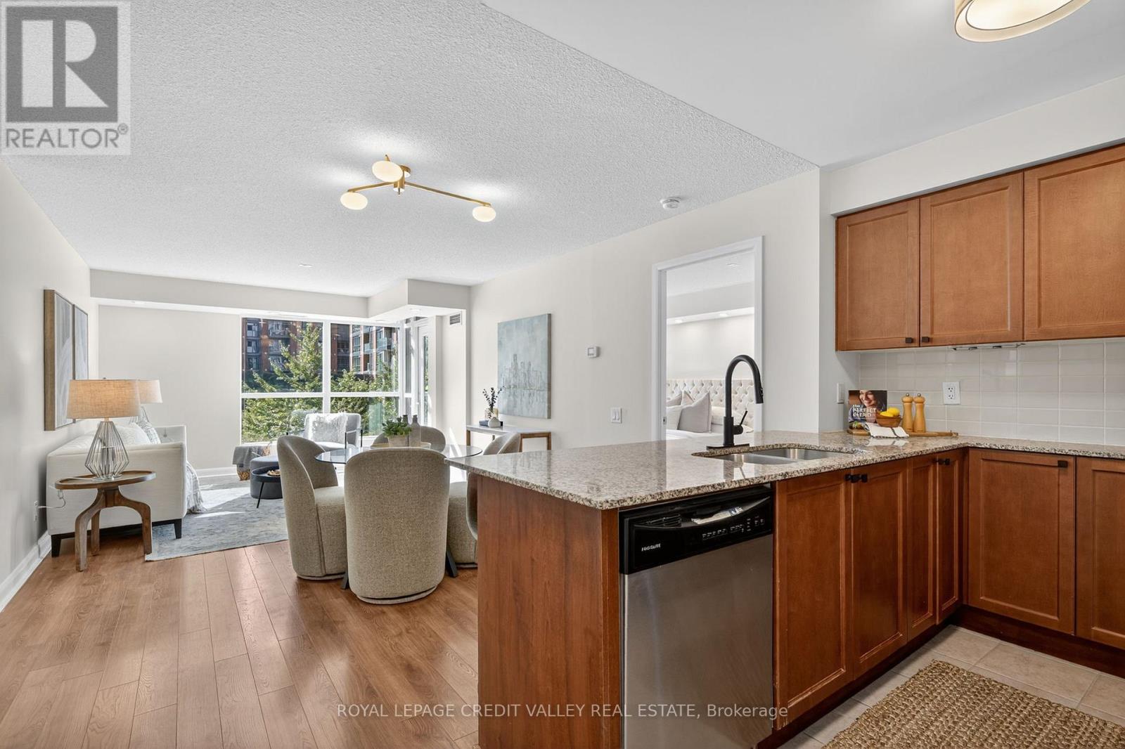 334 - 525 Wilson Avenue, Toronto, Ontario  M3H 0A7 - Photo 5 - C12471179