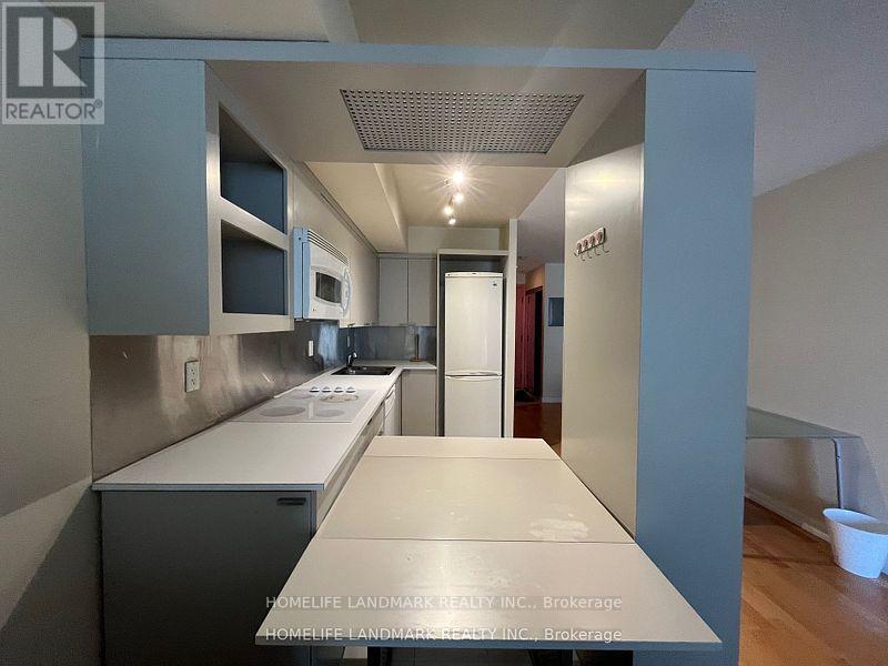 751 - 111 Elizabeth Street, Toronto, Ontario  M5G 1P7 - Photo 10 - C12471195
