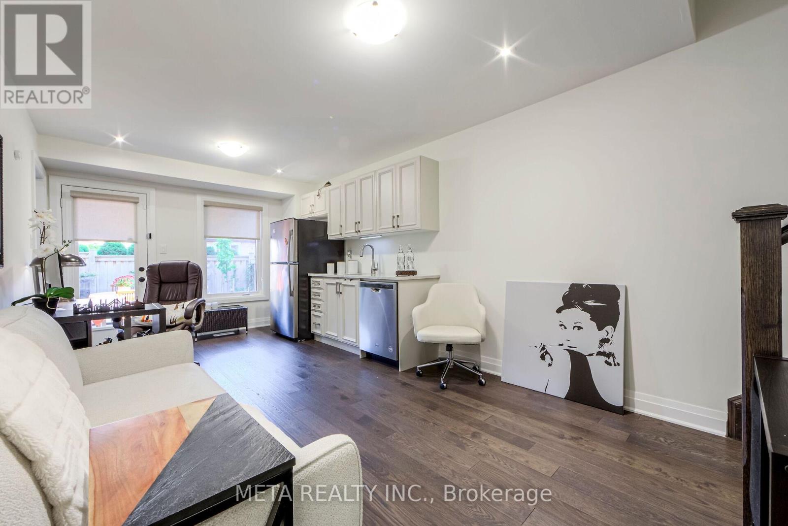 23 Hollyhock Court, Toronto, Ontario  M3B 0B4 - Photo 25 - C12471214