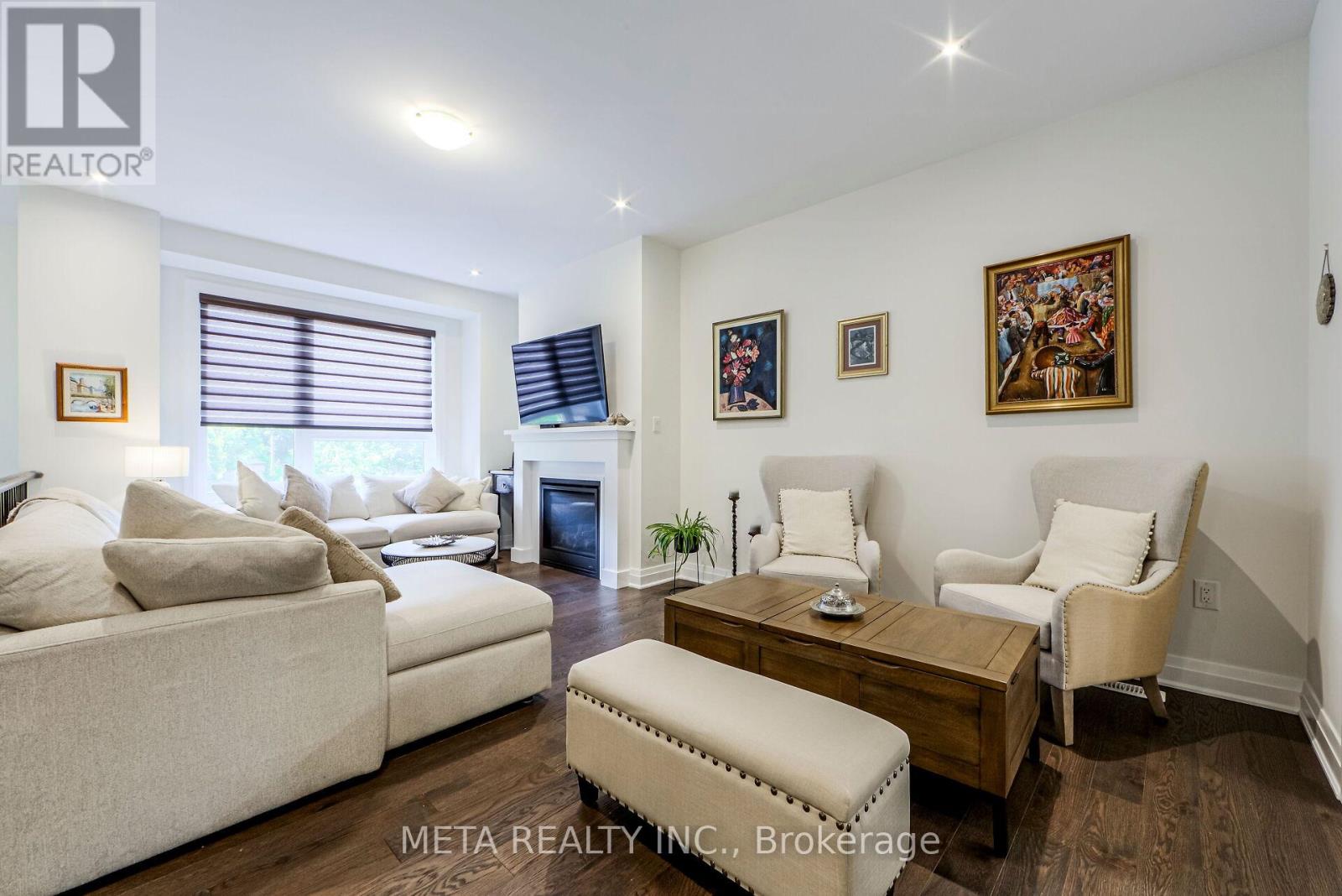 23 Hollyhock Court, Toronto, Ontario  M3B 0B4 - Photo 8 - C12471214