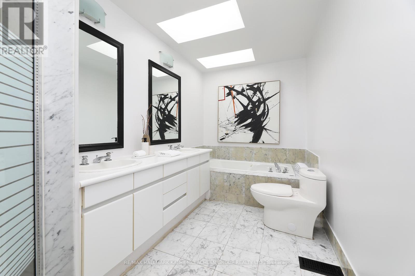 103 Cleveland Street, Toronto, Ontario  M4S 2W4 - Photo 22 - C12471267