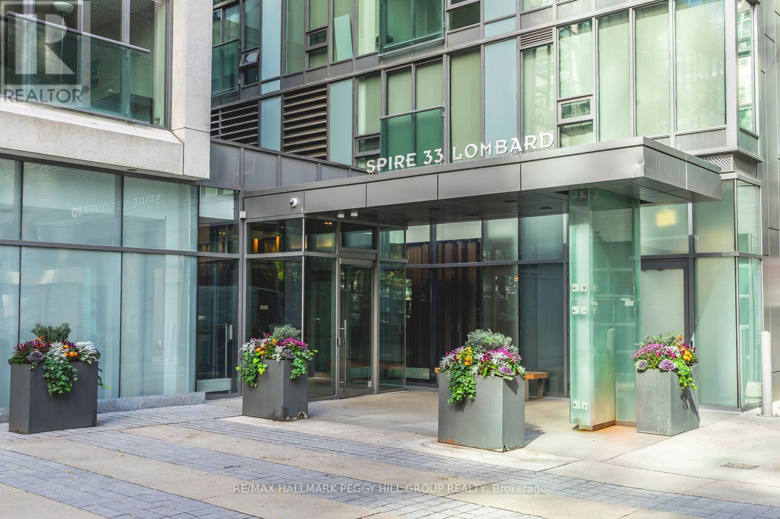 3302 - 33 Lombard Street, Toronto, Ontario  M5C 3H8 - Photo 2 - C12471271