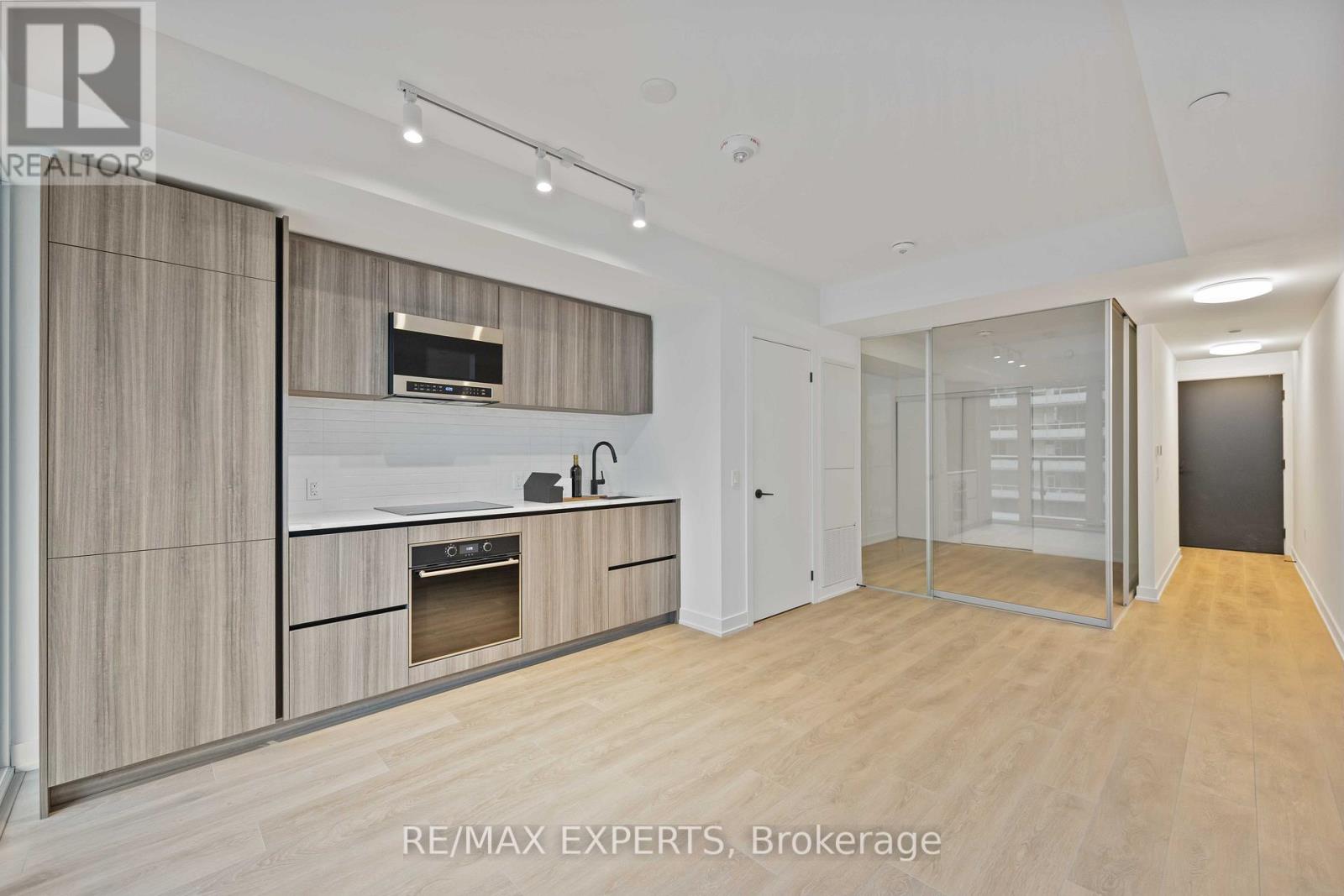 502 - 127 Broadway Avenue, Toronto, Ontario  M4P 1V2 - Photo 15 - C12471279