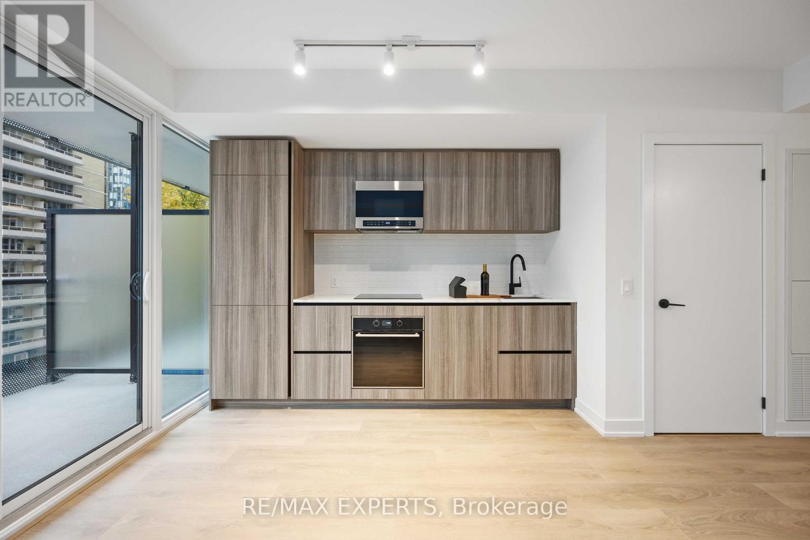 502 - 127 Broadway Avenue, Toronto, Ontario  M4P 1V2 - Photo 16 - C12471279