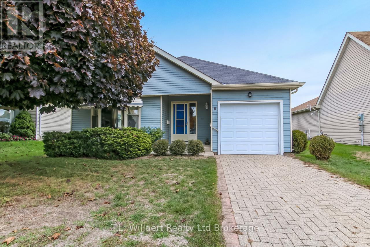 8 Wilson Avenue, Tillsonburg photo number 2