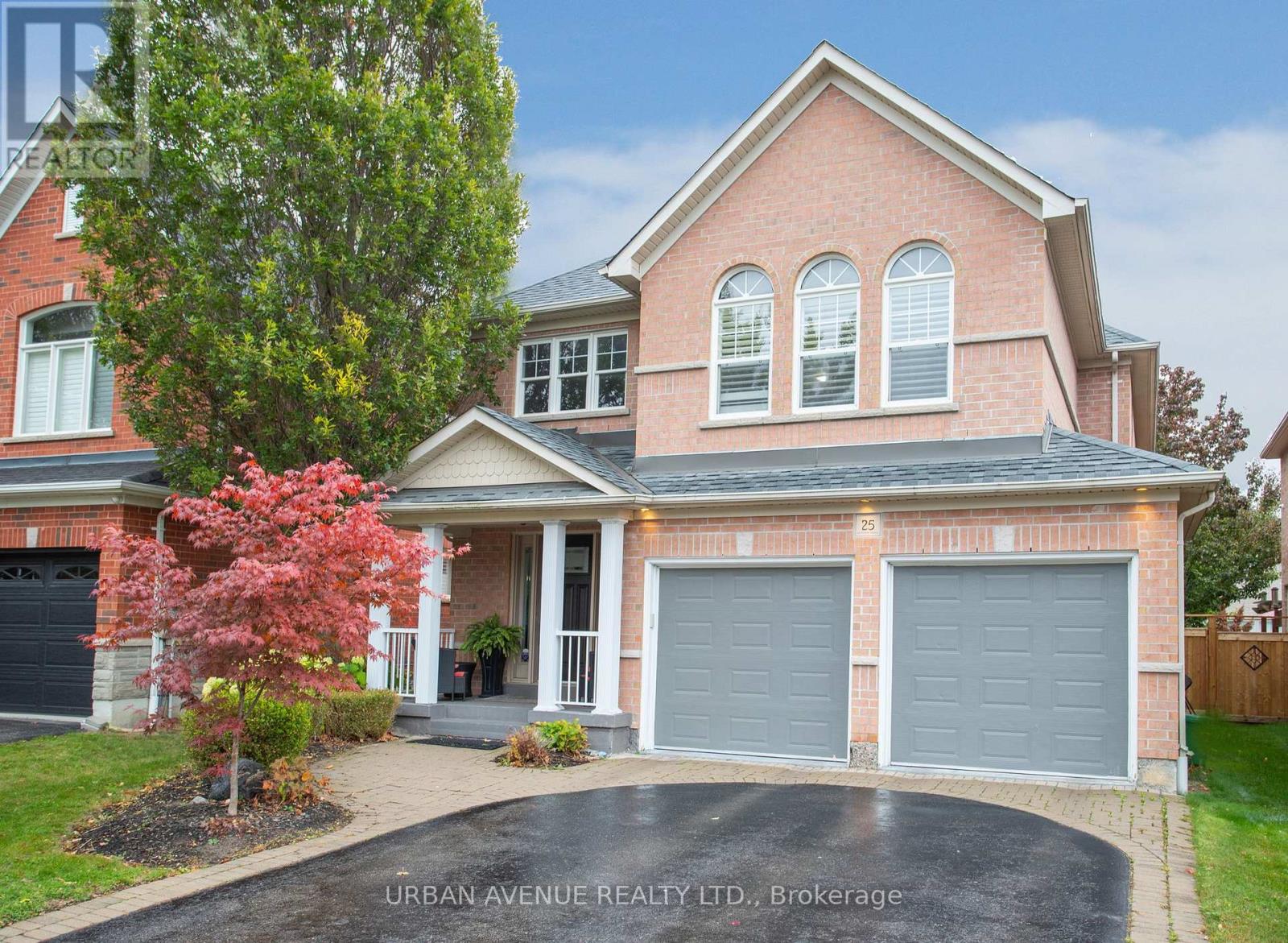 25 DARREN AVENUE, Whitby, Ontario