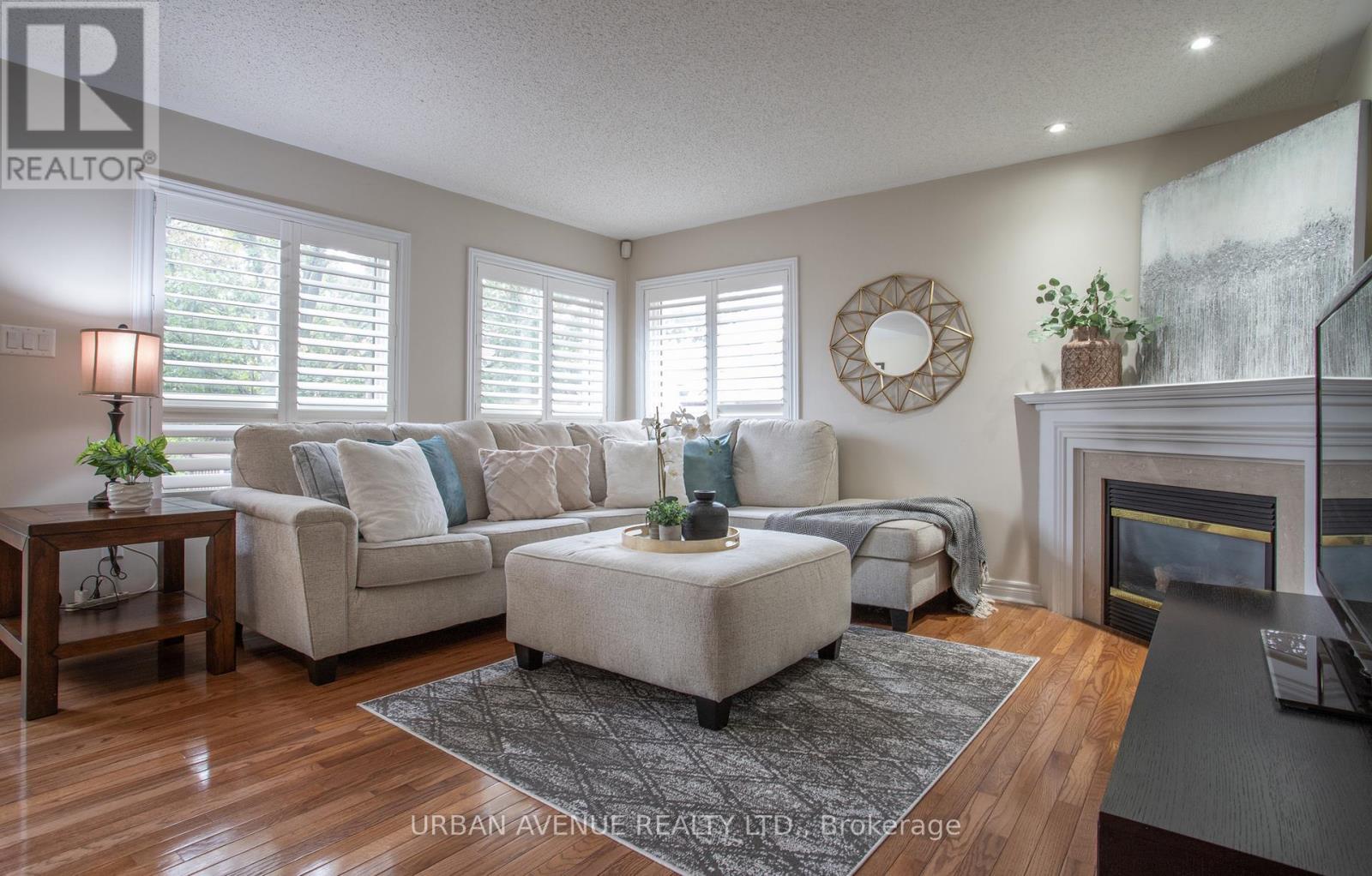 25 Darren Avenue, Whitby, Ontario  L1R 3C1 - Photo 12 - E12471228