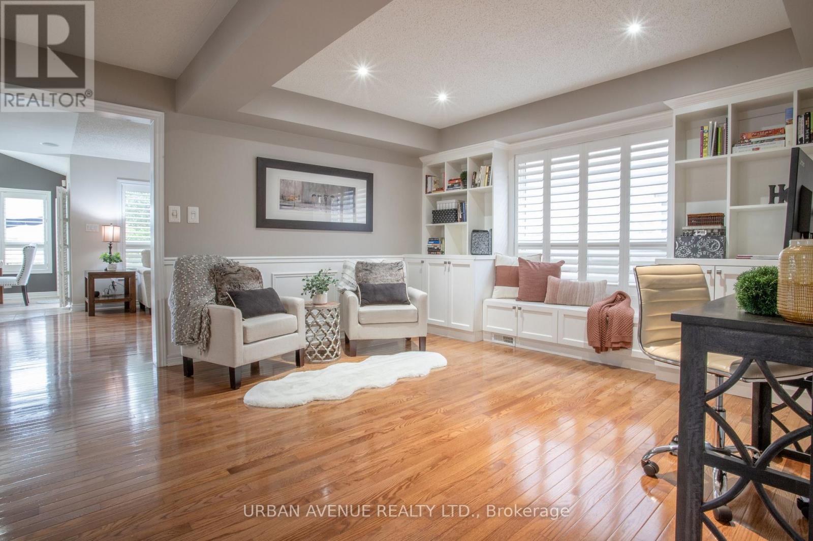 25 Darren Avenue, Whitby, Ontario  L1R 3C1 - Photo 6 - E12471228