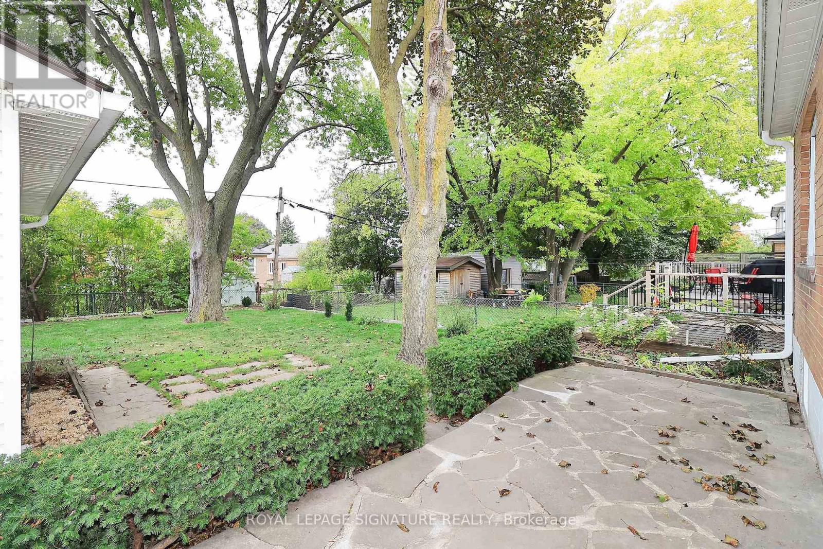19 Wisteria Road, Toronto, Ontario  M1R 4X7 - Photo 10 - E12471276