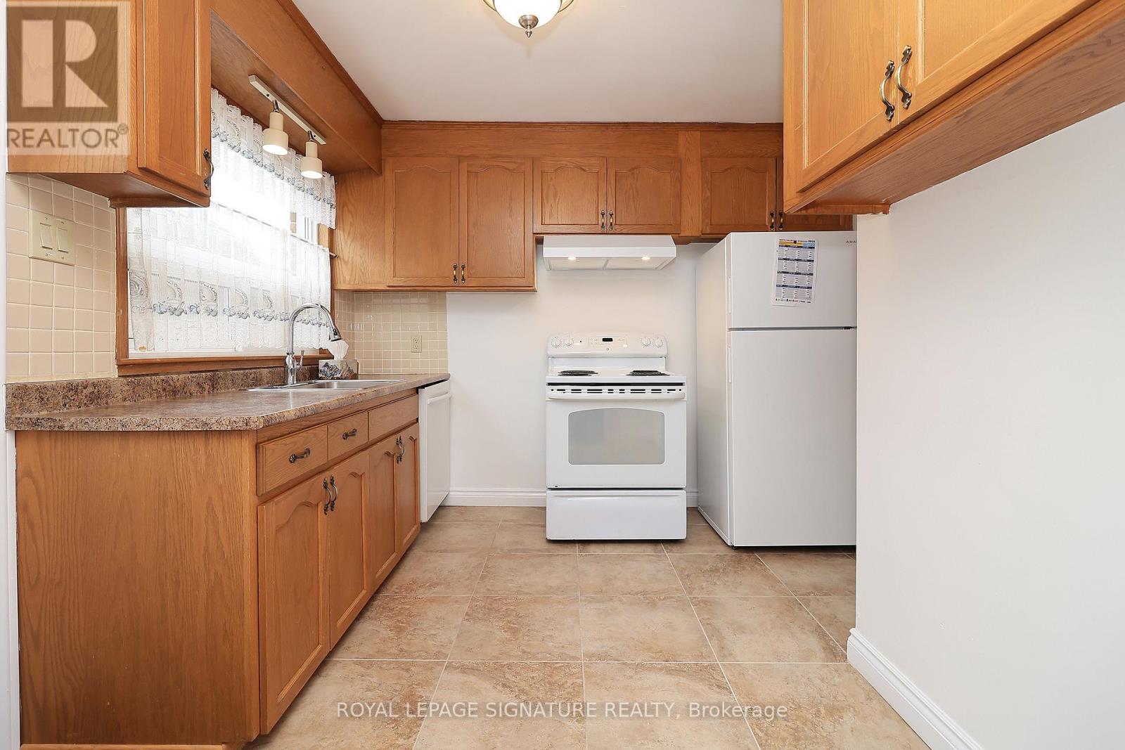 19 Wisteria Road, Toronto, Ontario  M1R 4X7 - Photo 30 - E12471276