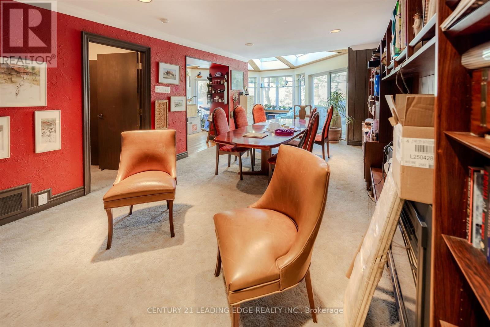 9 Balmy Avenue, Toronto, Ontario  M4E 1C7 - Photo 19 - E12471313