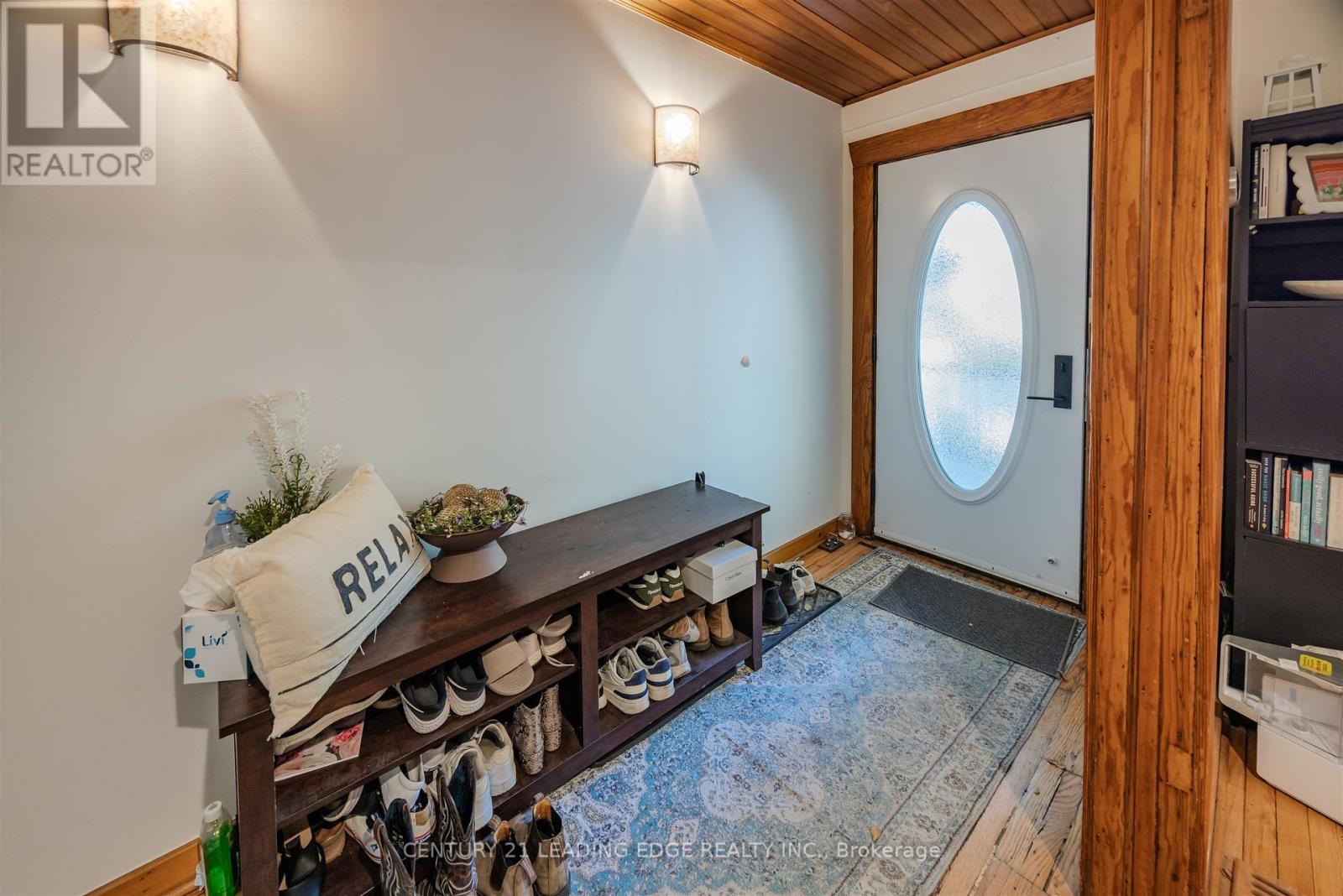 9 Balmy Avenue, Toronto, Ontario  M4E 1C7 - Photo 7 - E12471313