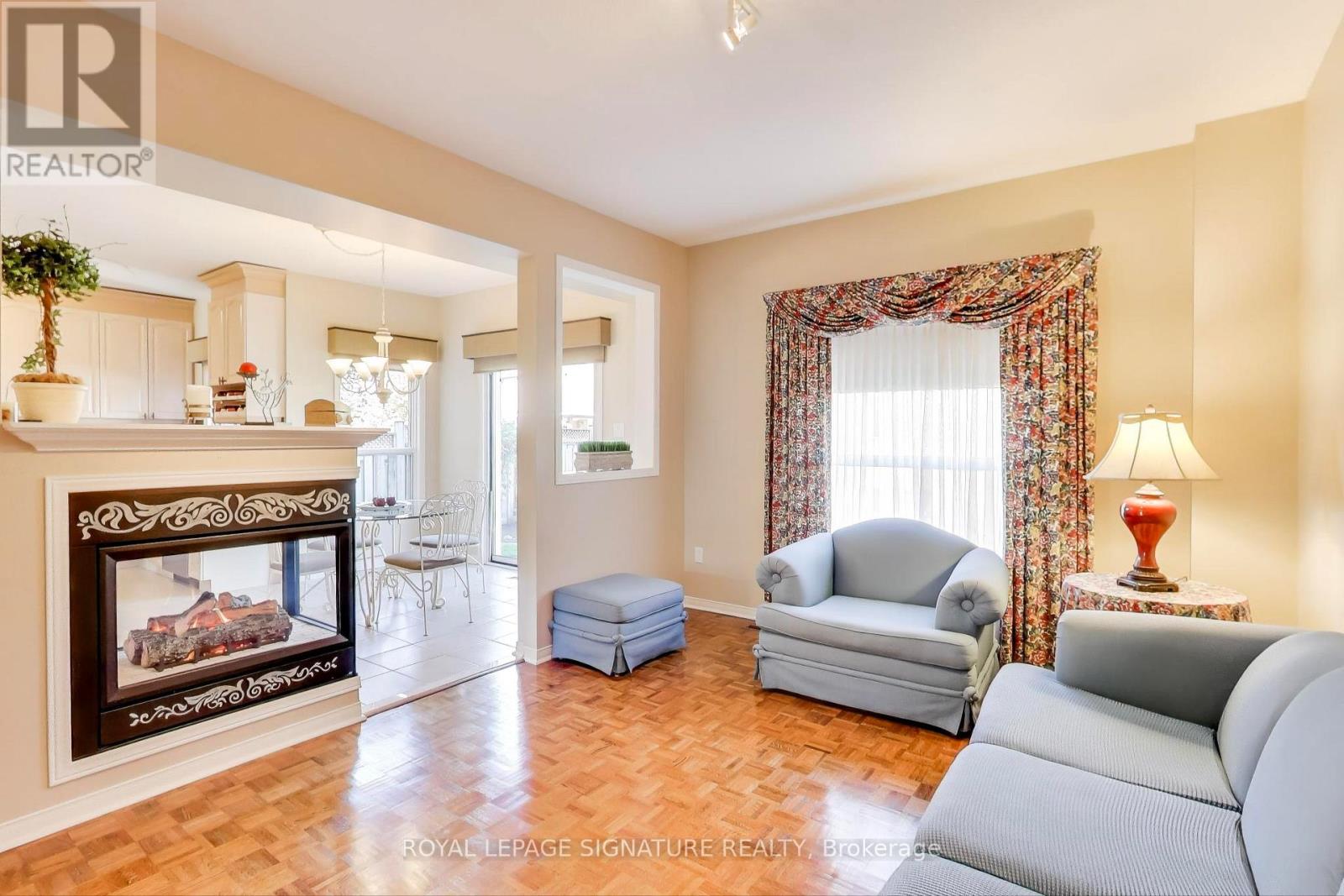 127 Mountcharles Crescent, Vaughan, Ontario  L6A 2J9 - Photo 16 - N12471190