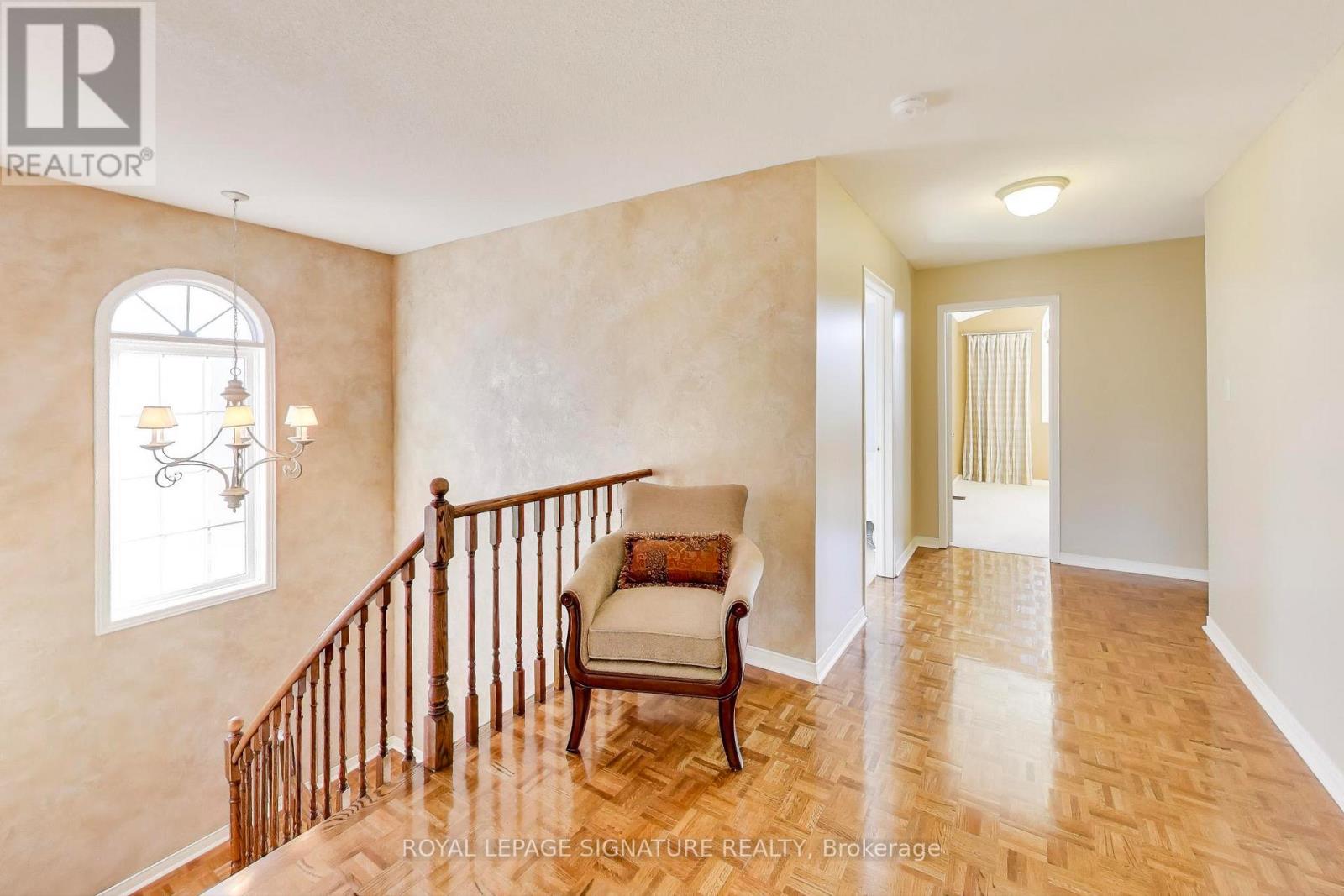 127 Mountcharles Crescent, Vaughan, Ontario  L6A 2J9 - Photo 20 - N12471190