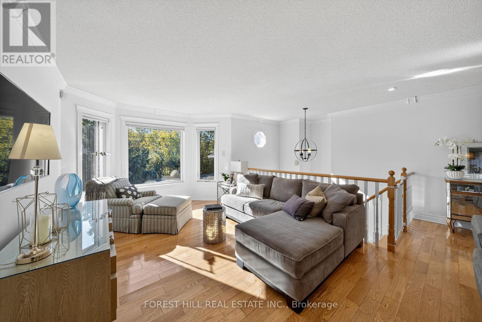 694 Cedar Path, Innisfil, Ontario  L9S 2H6 - Photo 7 - N12471219