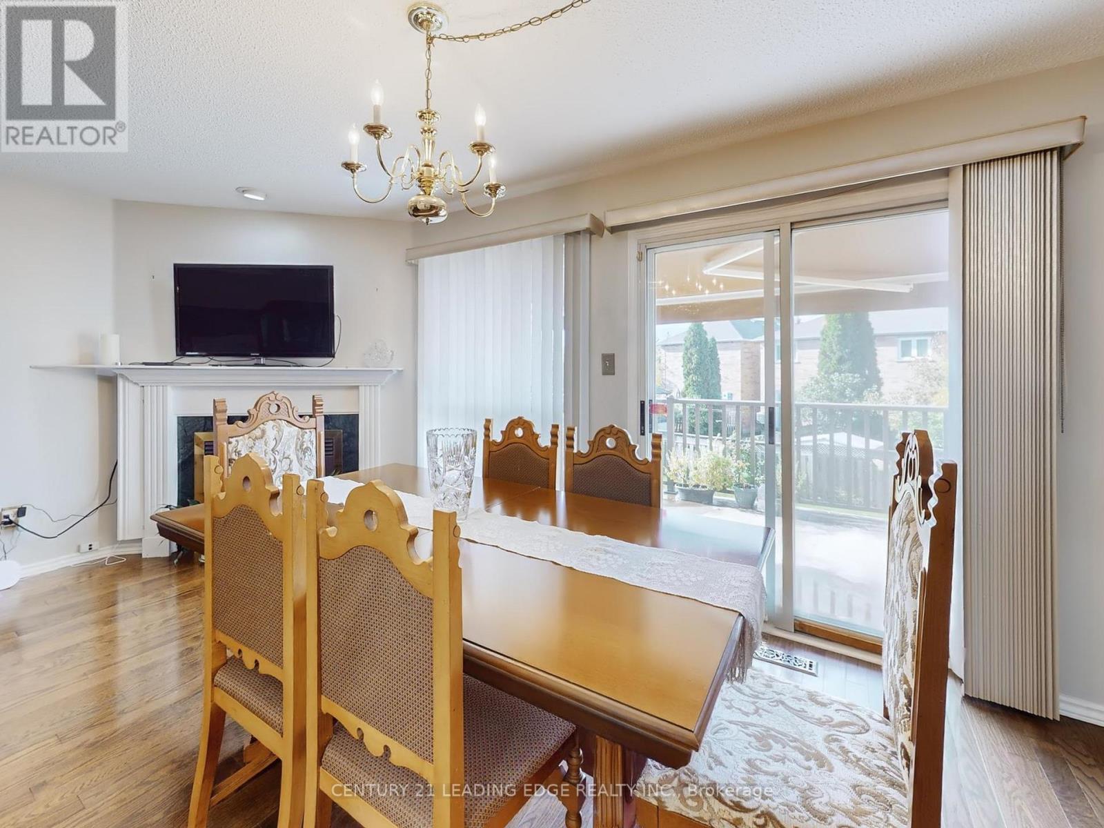 36 Opera Place, Vaughan, Ontario  L4L 8Y8 - Photo 13 - N12471224