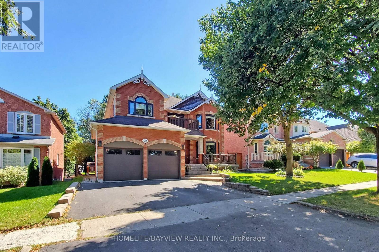 72 LENSMITH DRIVE, Aurora, Ontario
