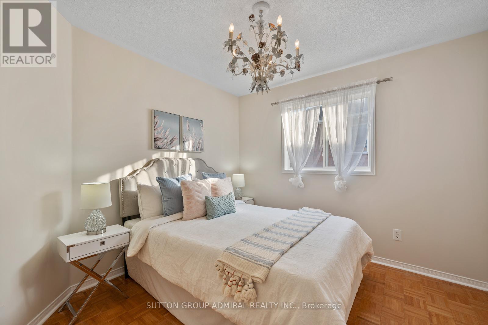 25 Umbria Crescent, Vaughan, Ontario  L4H 2E1 - Photo 25 - N12471240