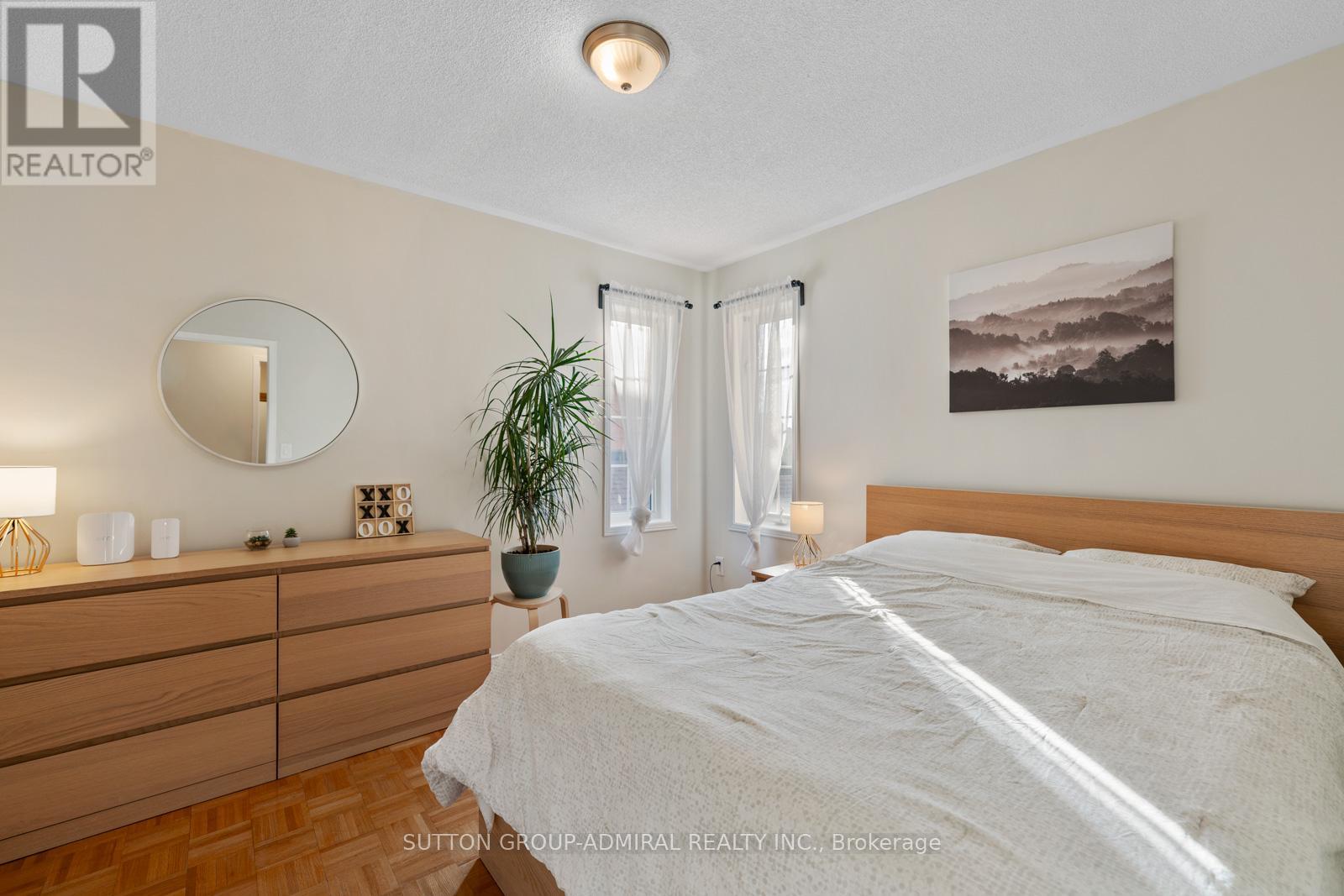 25 Umbria Crescent, Vaughan, Ontario  L4H 2E1 - Photo 26 - N12471240