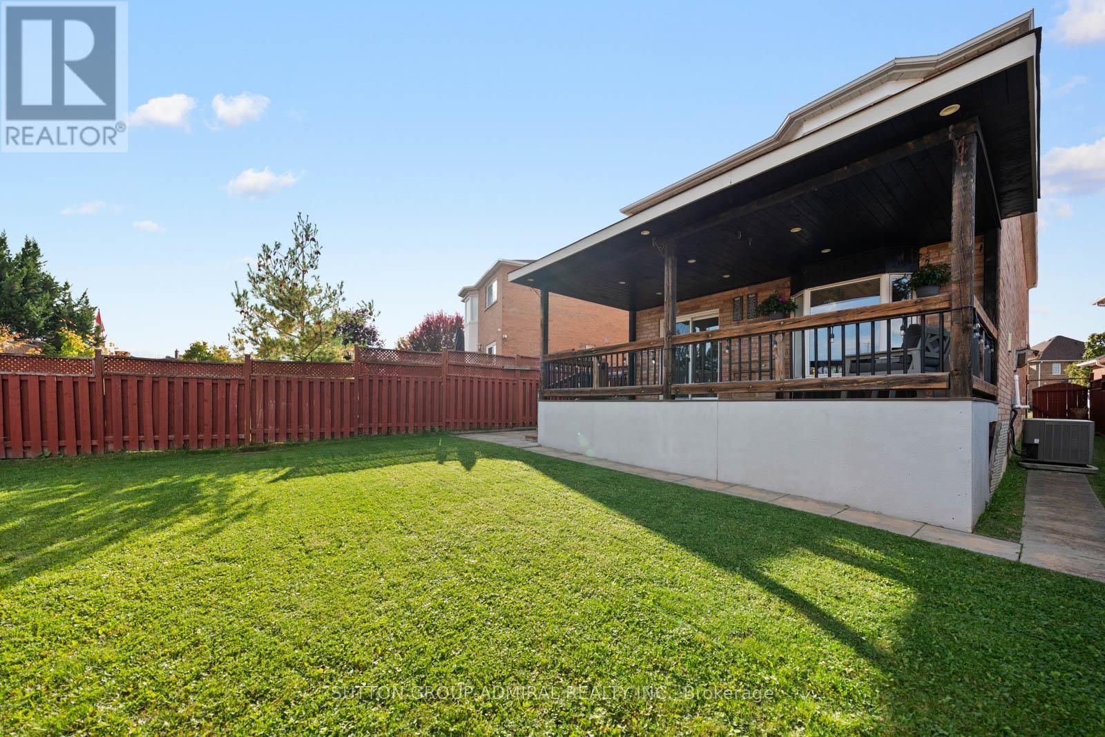 25 Umbria Crescent, Vaughan, Ontario  L4H 2E1 - Photo 37 - N12471240