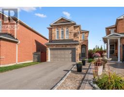 25 UMBRIA CRESCENT, Vaughan, Ontario