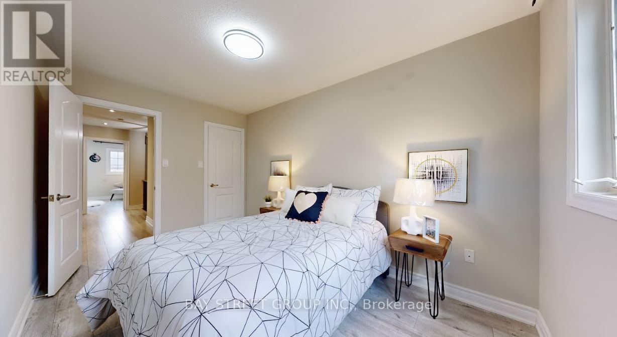 151 Amulet Crescent, Richmond Hill, Ontario  L4S 2T5 - Photo 16 - N12471261