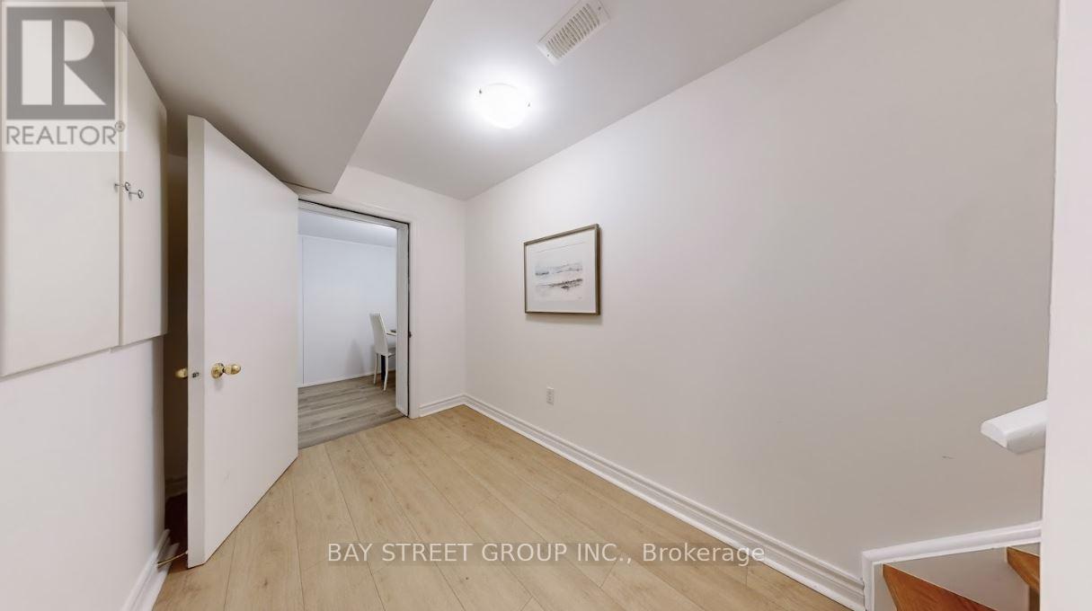 151 Amulet Crescent, Richmond Hill, Ontario  L4S 2T5 - Photo 21 - N12471261