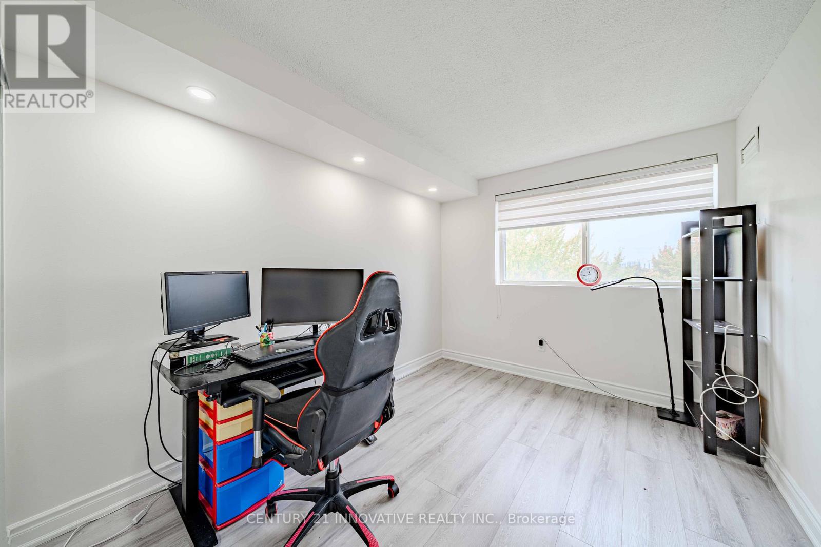511 - 5 Weldrick Road W, Richmond Hill (North Richvale), Ontario  L4C 8S9 - Photo 16 - N12471272